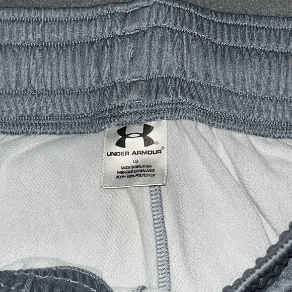 Under Armour Gray Joggers Large Athletic Performance Pants Black Logo - Picture 5 of 5